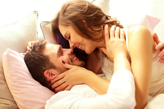 Awal mula terjadinya perselingkuhan adalah ketertarikan seksual dan keterlibatan emosi